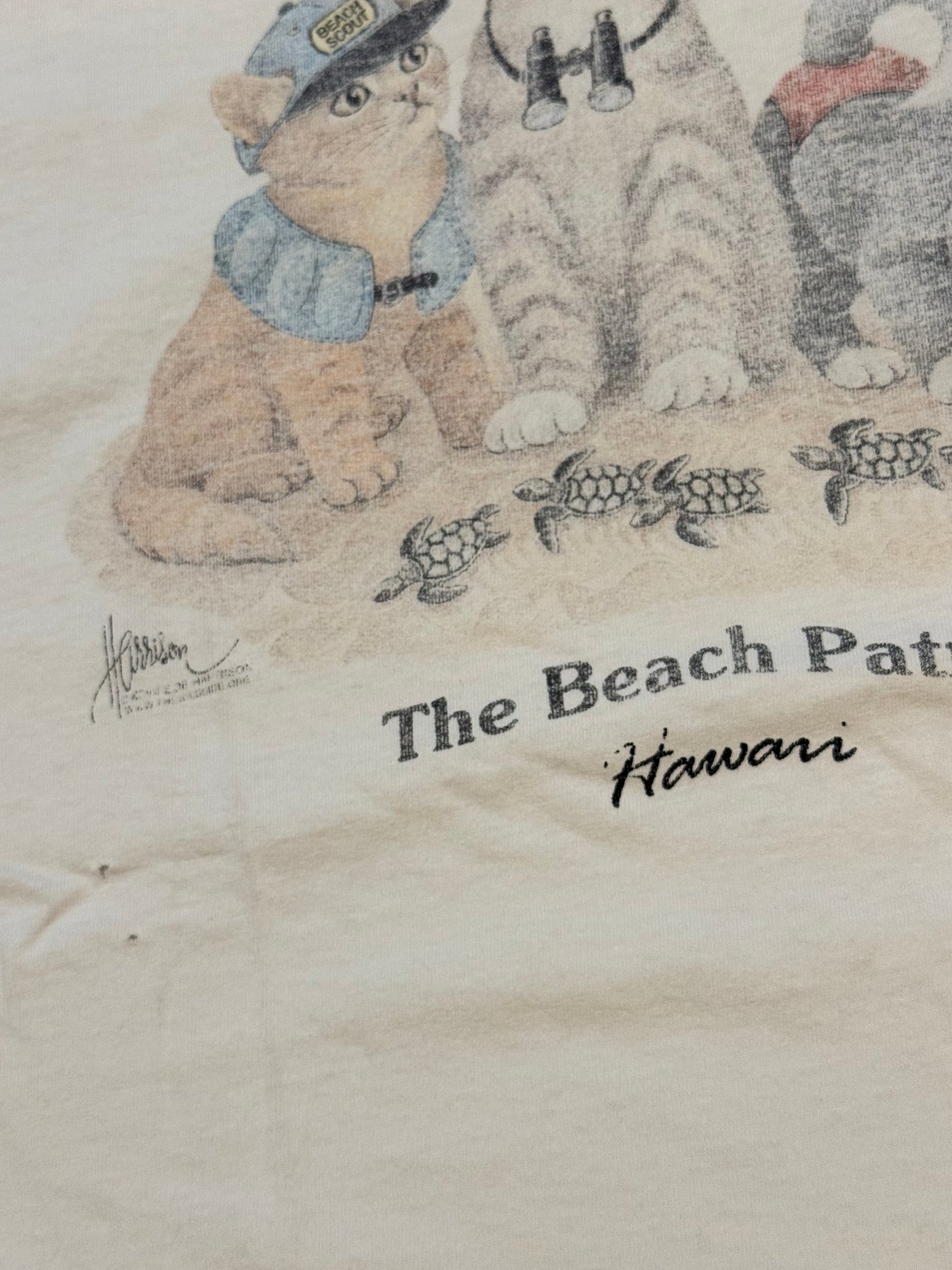 White distressed 90s The Beach Patrol (kitty tee) -L