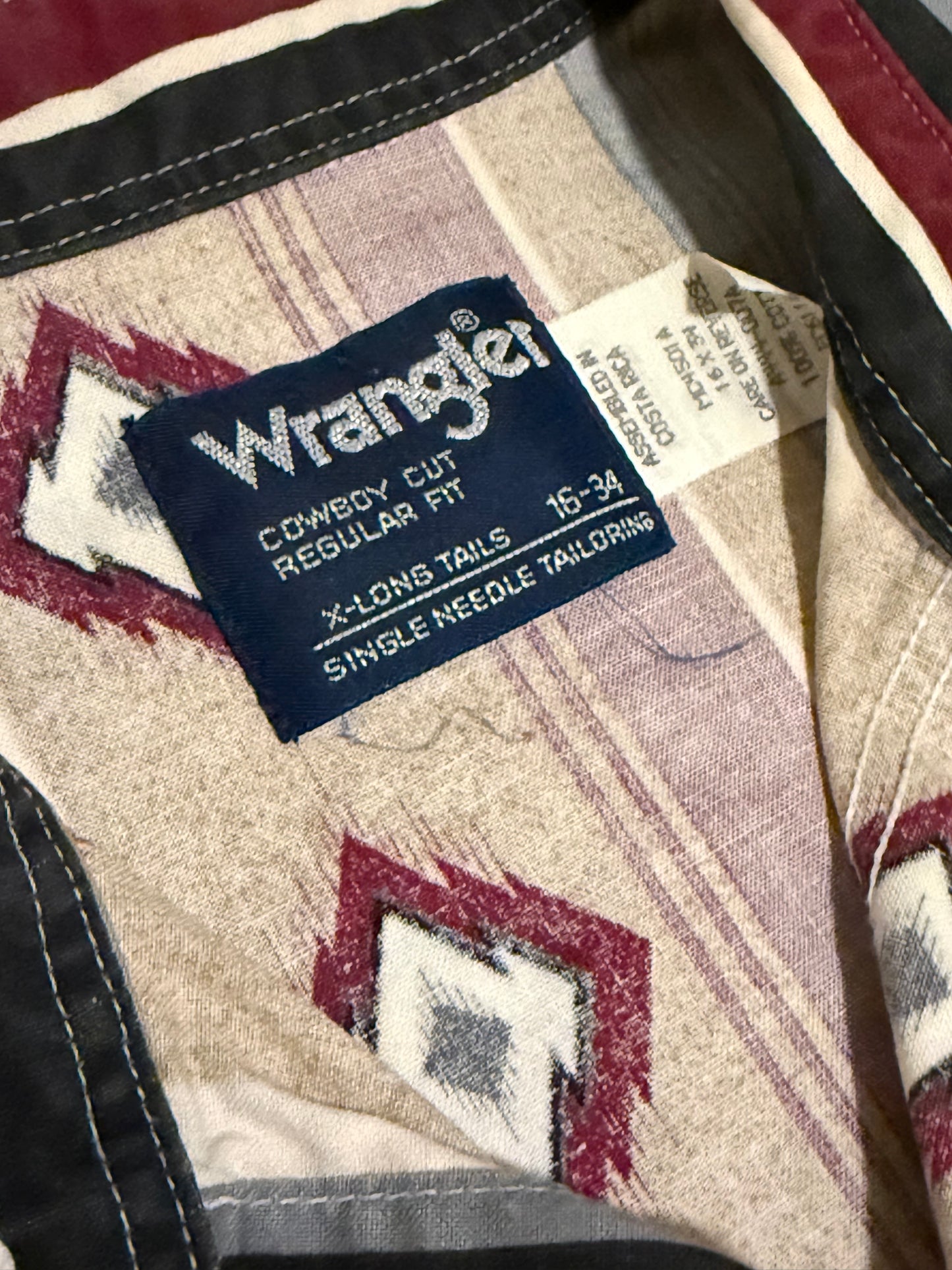 Vintage 90s wrangler pearl snap Western print men’s-XL Long