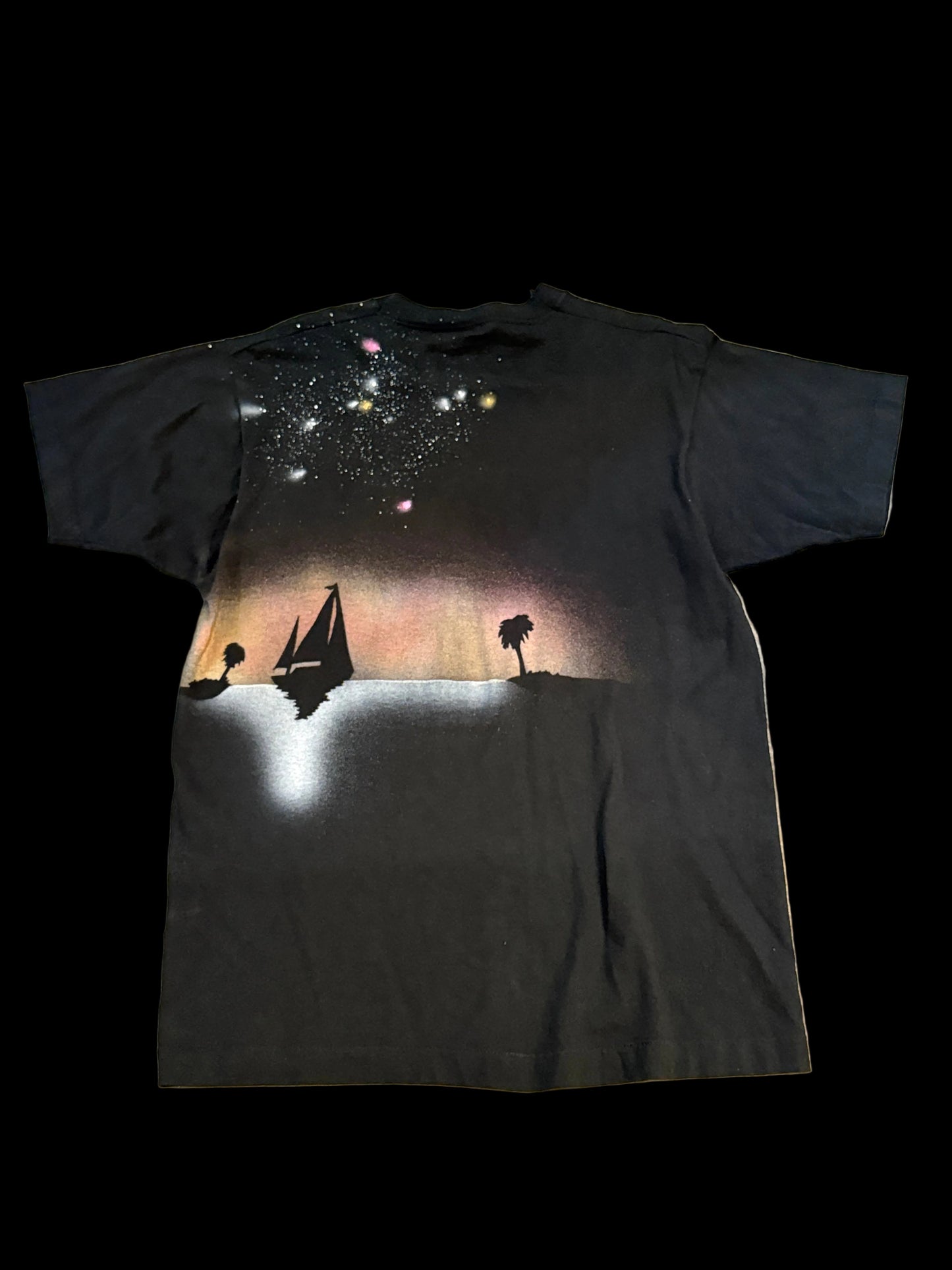 Vintage 90s Walt Disney
World Typhoon Lagoon
Puff Print AOP T-Shirt -XL