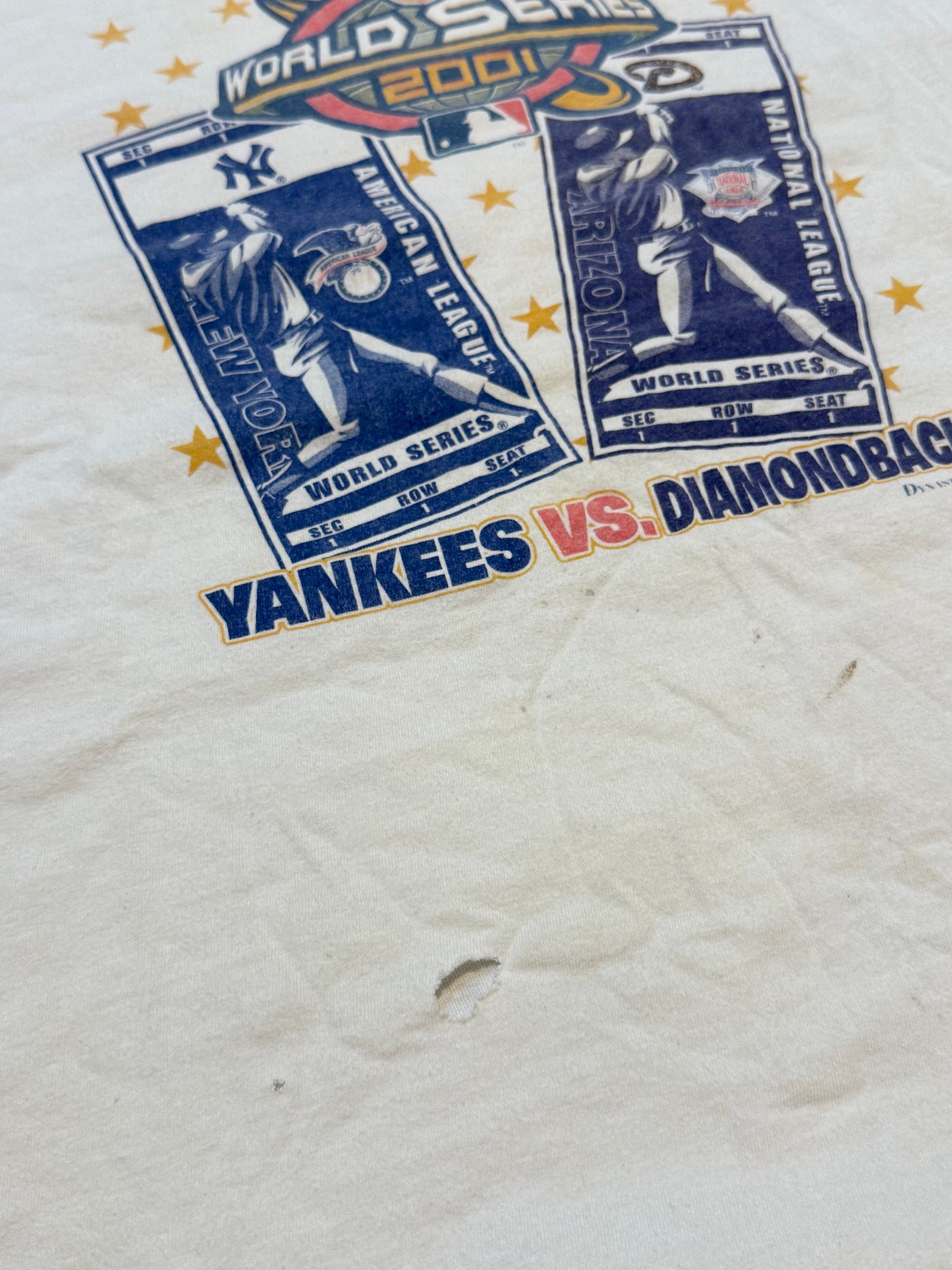 2001 white Yankees vs. Diamondbacks-XL