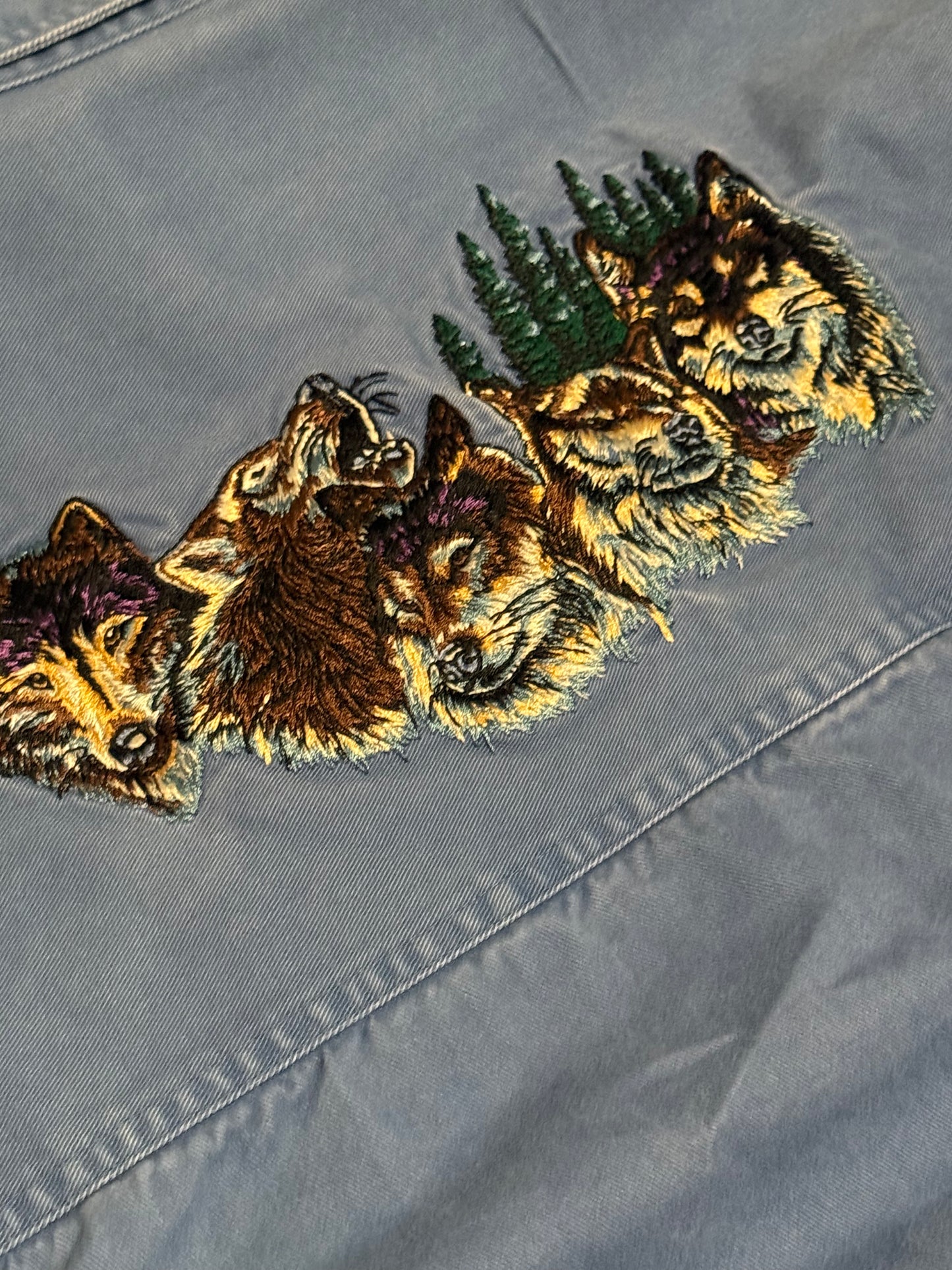 Vintage blue button up nature wolf long sleeve men’s medium