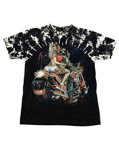 Y2K skull shirtz T, AOP “rhinestone” acid wash pin up girl with angel of death shirt-M